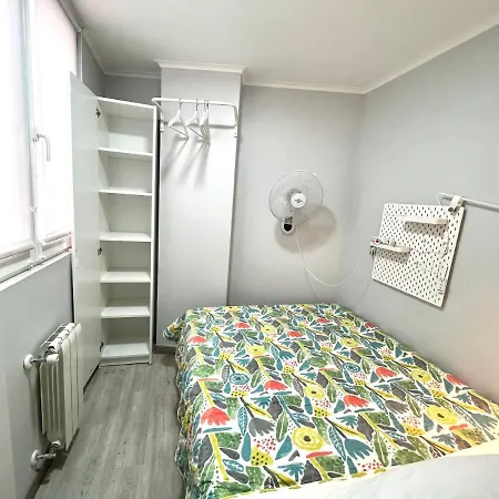 Apartamento Camp Nou, Europa Fira - Modern Two-bedroom With Heating *