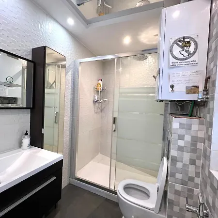 Camp Nou, Europa Fira - Modern Two-bedroom With Heating L'Hospitalet de Llobregat
