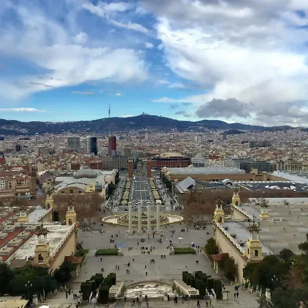 Apartment Camp Nou, Europa Fira - Modern Two-bedroom With Heating