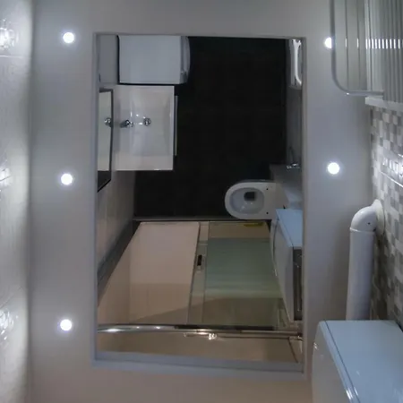 Apartment Camp Nou, Europa Fira - Modern Two-bedroom With Heating *