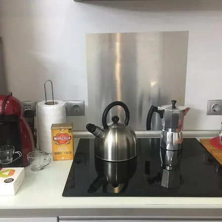 Camp Nou, Europa Fira - Modern Two-bedroom With Heating Apartment