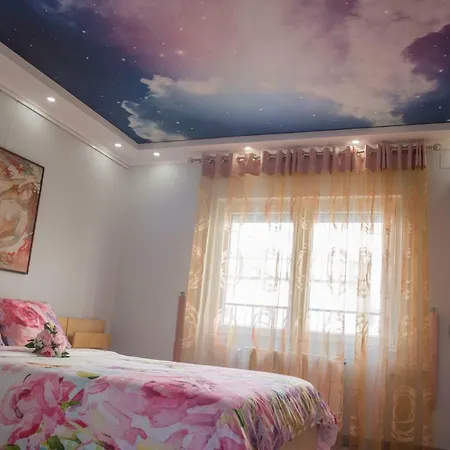 Camp Nou, Europa Fira - Modern Two-bedroom With Heating Apartment